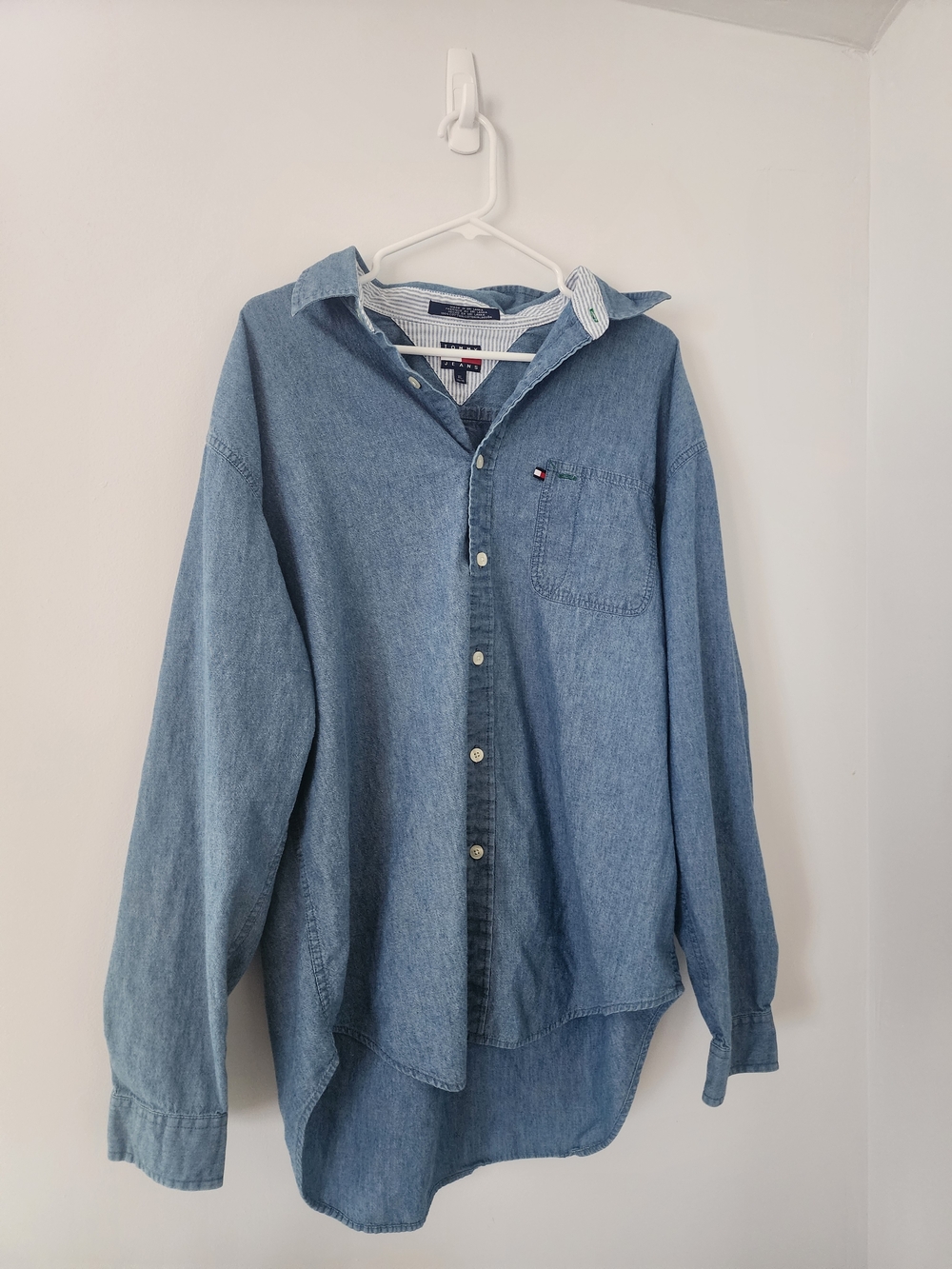 Tommy Jeans VTG Tommy Hilfiger Button Down Chambray Denim Cotton Shirt XL
